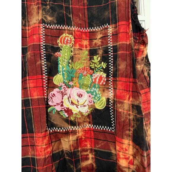 Savannah Jane duster vest southwestern grunge cactus embroidered raw edge S NWOT - Picture 7 of 9